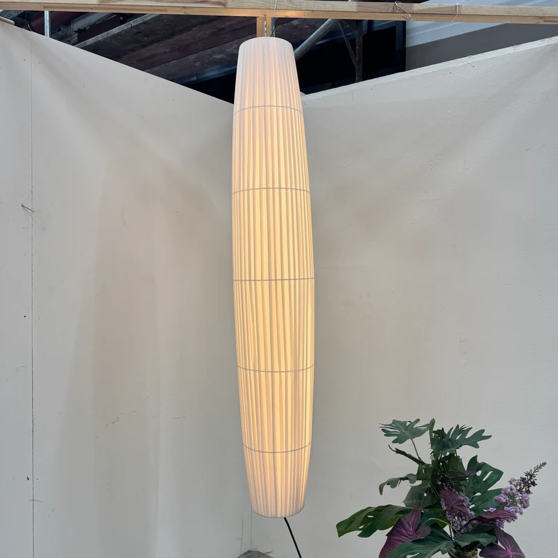 Designer Deckenlampe Pendelleuchte Stoffschirm Oval Cremeweiß Lampe Gebraucht