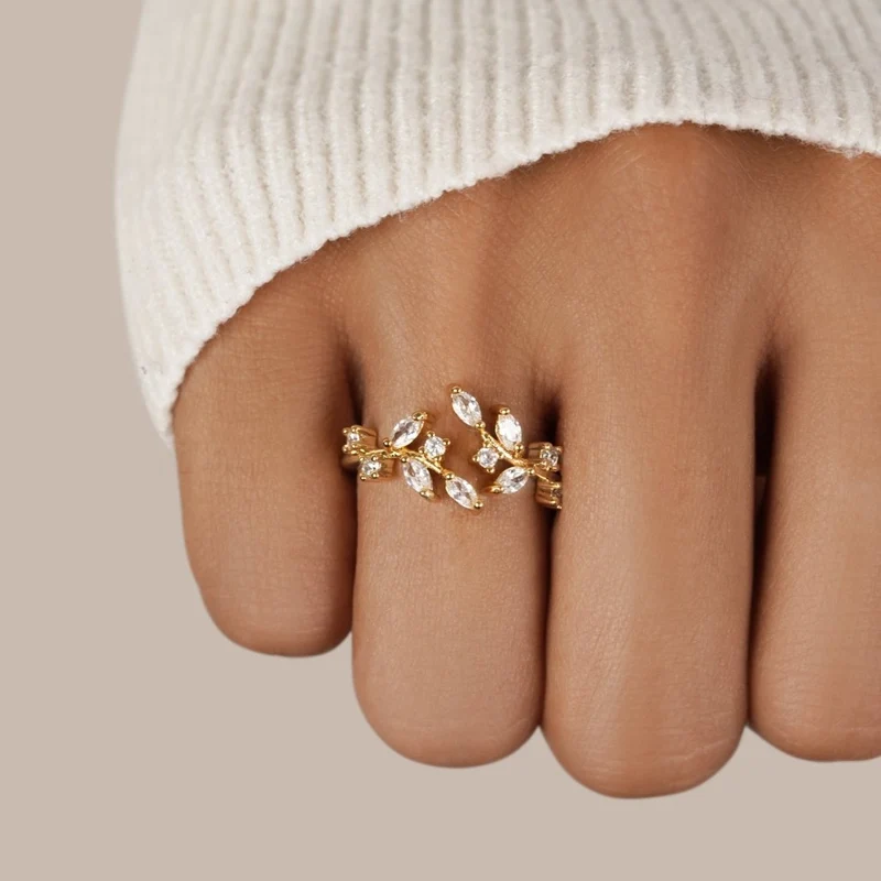Wildvine Adjustable Crystal Ring