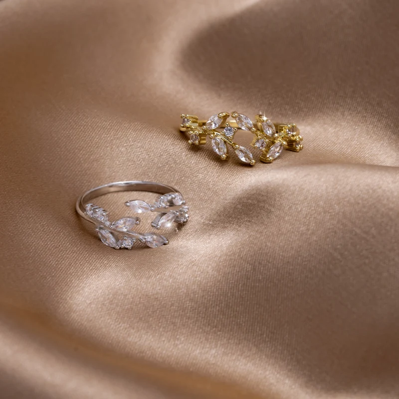 Wildvine Adjustable Crystal Ring