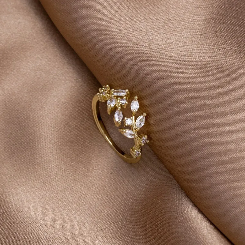 Wildvine Adjustable Crystal Ring