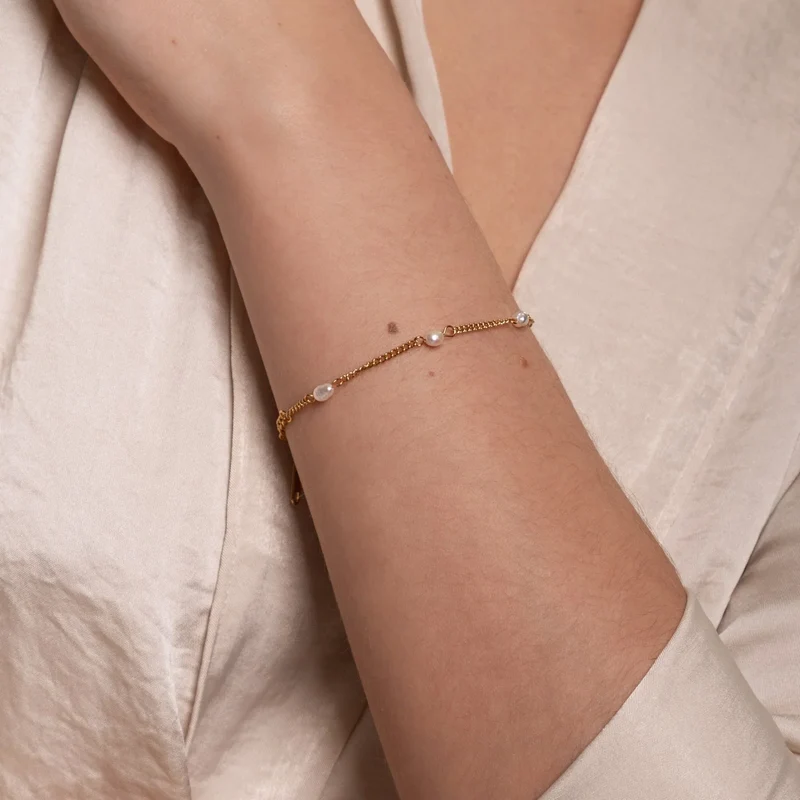 Lovina Freshwater Pearl Bracelet