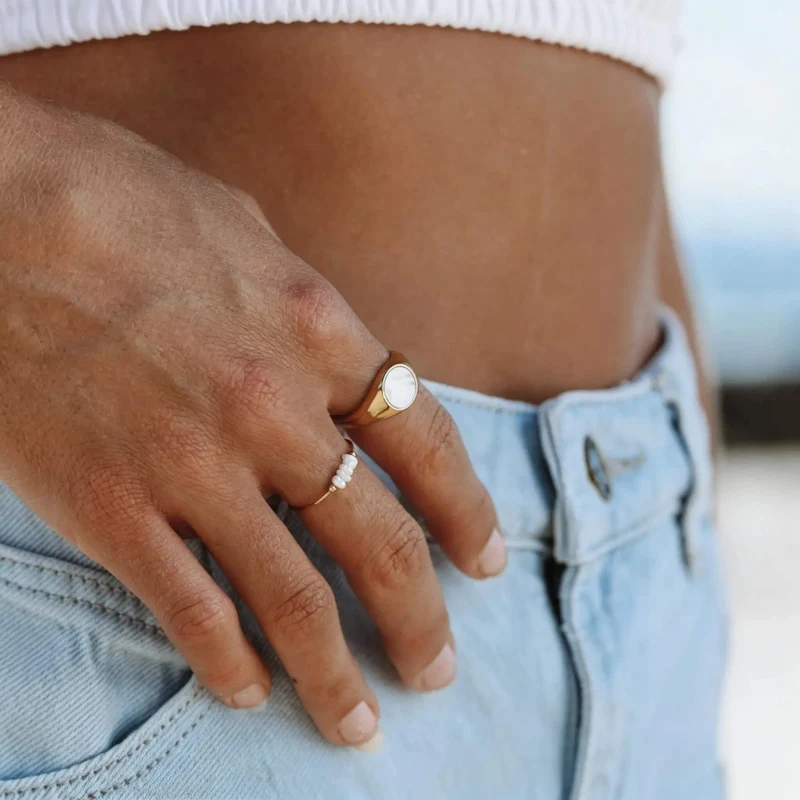 Mini Pearls Ring