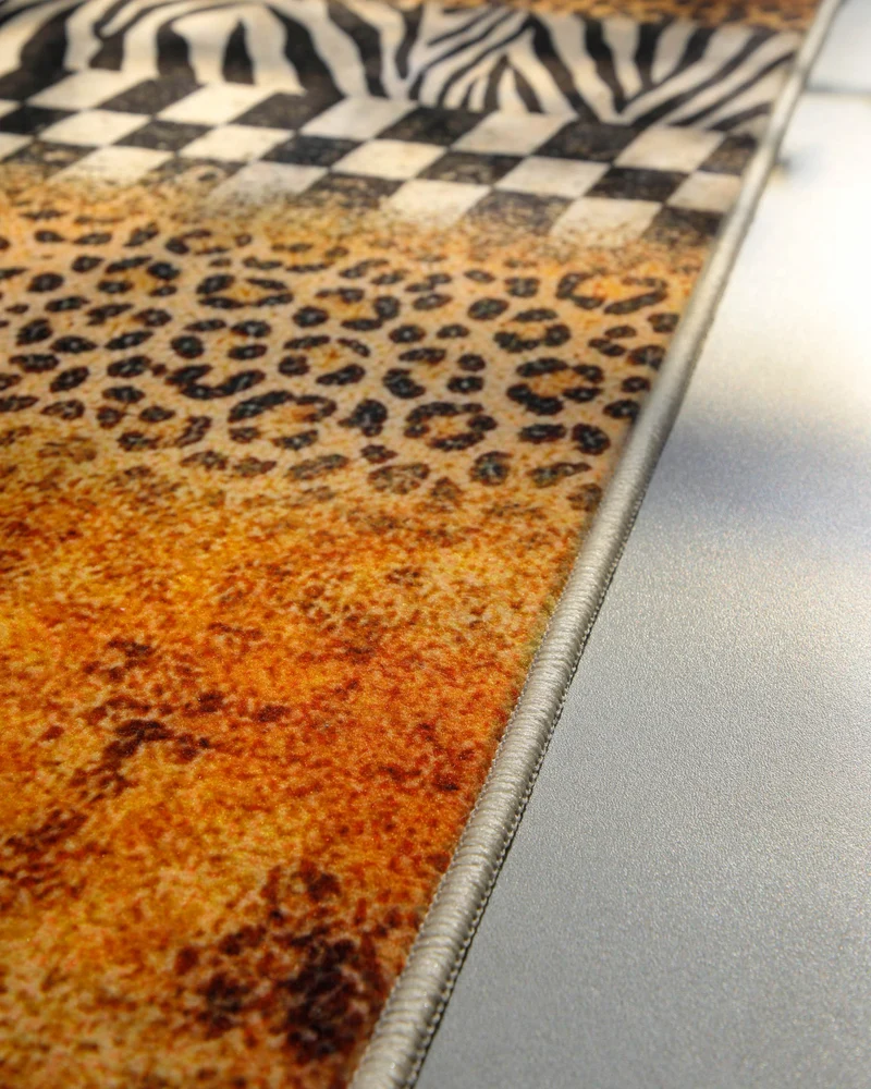 Badteppich Gelb Orange Animal Print mit Zebra-Design "Jungle Stripes" WECONhome