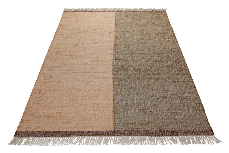 160x230 Teppich Wohnzimmer Zwei Welten, ein Teppich – Naturfaser-Diptychon in Apricot und Erde