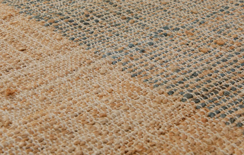 160x230 Teppich Wohnzimmer Sand und Stein – Zweigeteilter Naturteppich mit Akzentkante