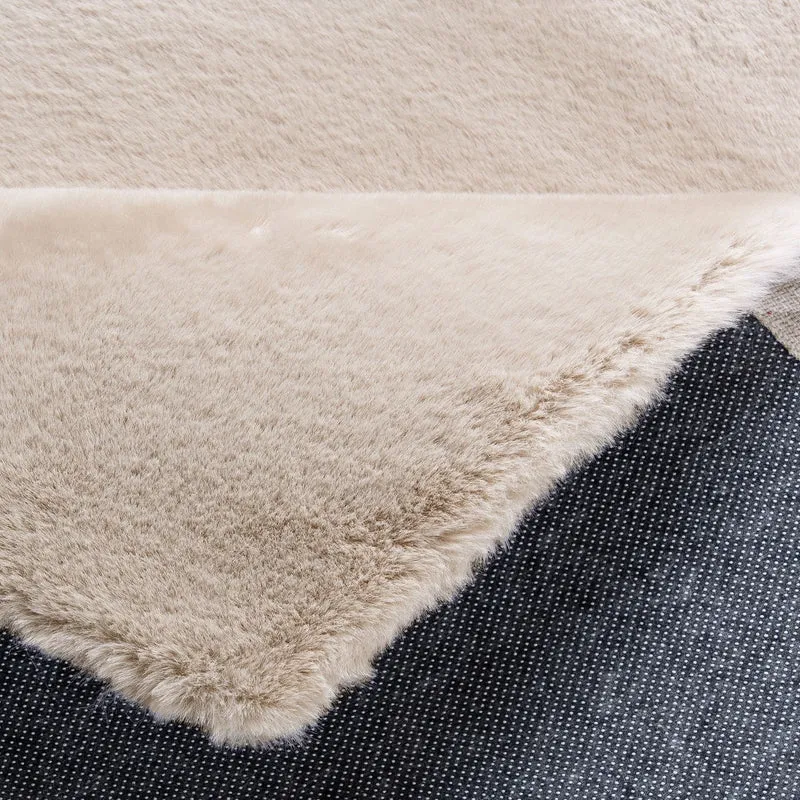 Fellteppich Kunstfell Teppich Imitat in Beige Dicht Flauschig Seidiger Glanz