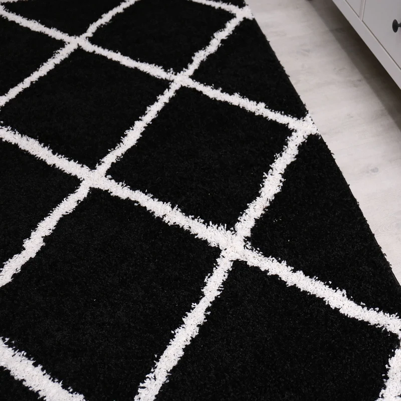 Hochflor Teppich Wohnzimmer Shaggy Rautenmuster Schwarz Creme Skandi Design Weich Ethno