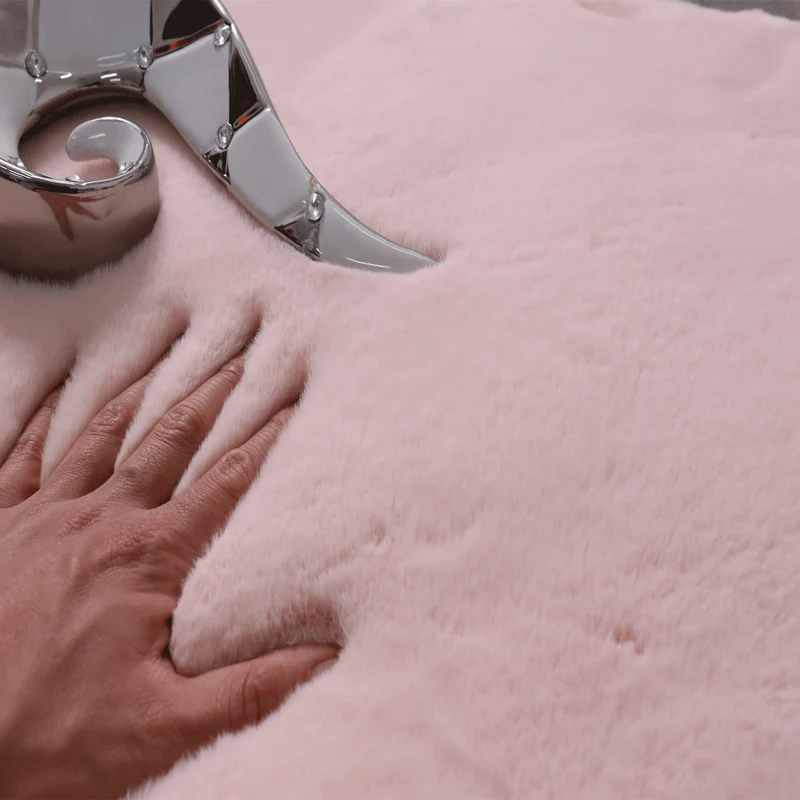 Fellteppich Kunstfell Teppich Imitat in Rose Dicht Flauschig Seidiger Glanz