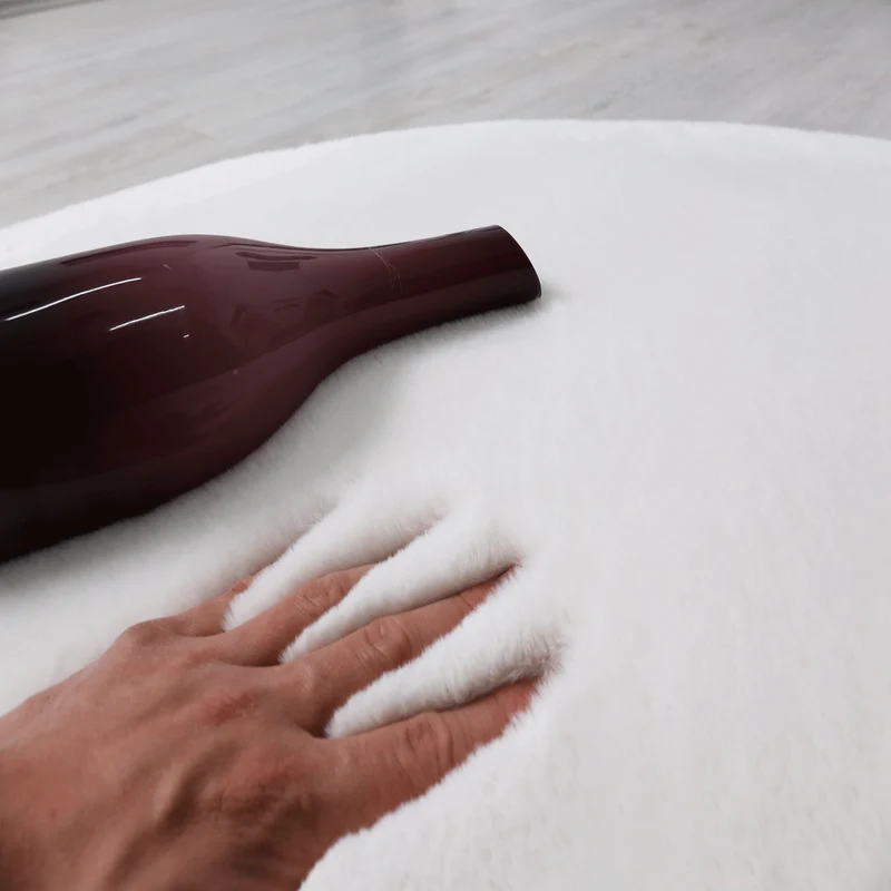 Fellteppich Kunstfell Teppich Imitat in Creme Dicht Flauschig Seidiger Glanz