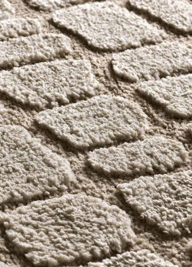 Alfombra de estilo escandinavo con relieve Juno 13 Beige