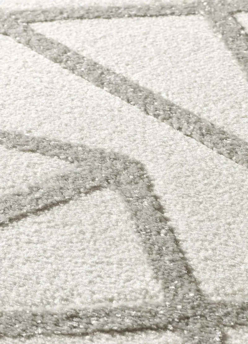 Alfombra geométrica con relieve Flora 12937 Plata