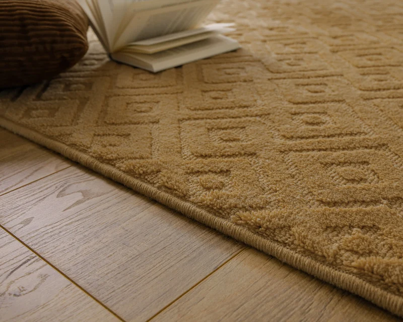 Kurzflor Teppich aus Schurwolle Karamell "Castello TWO" WECONhome