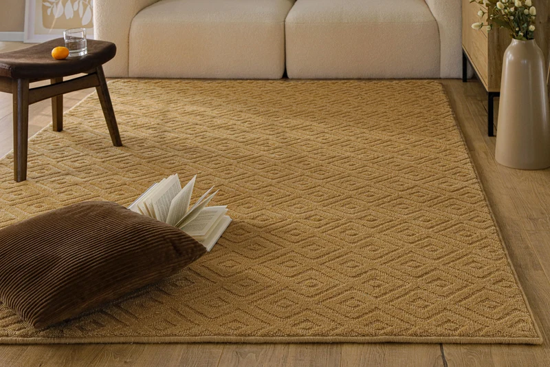 Kurzflor Teppich aus Schurwolle Karamell "Castello TWO" WECONhome