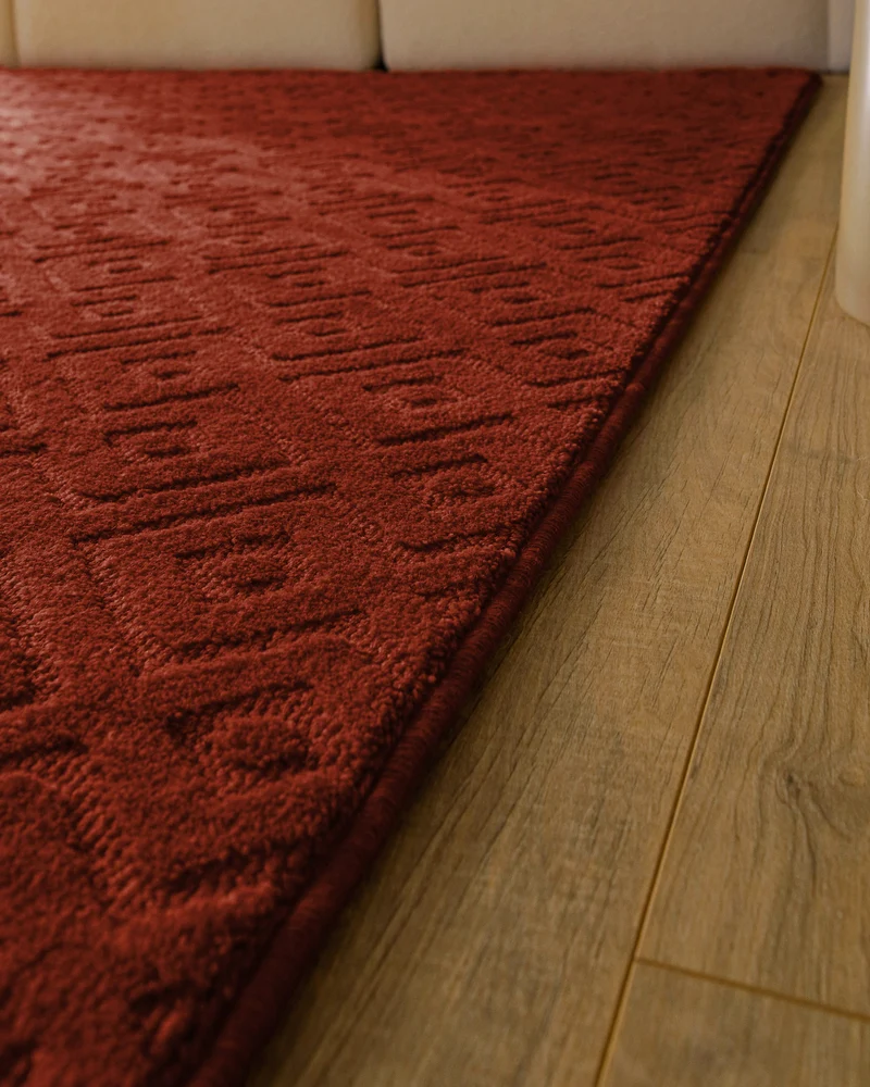 Kurzflor Teppich aus Schurwolle Kamin Rot "Castello TWO" WECONhome