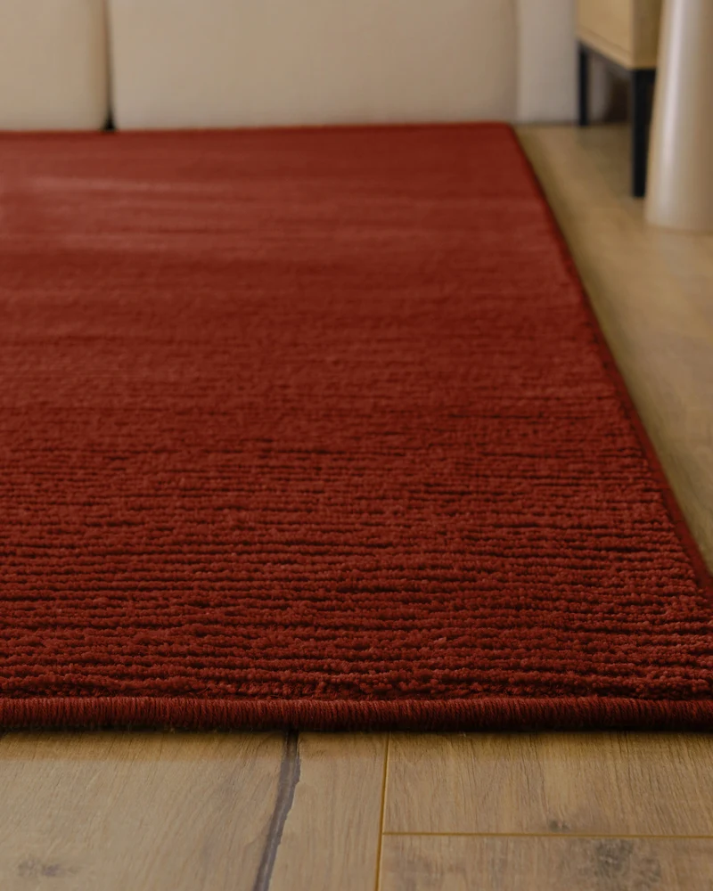 Kurzflor Teppich aus Schurwolle Purpur Rot "Castello ONE" WECONhome