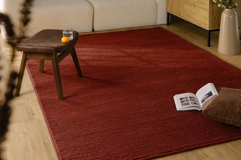 Kurzflor Teppich aus Schurwolle Purpur Rot "Castello ONE" WECONhome