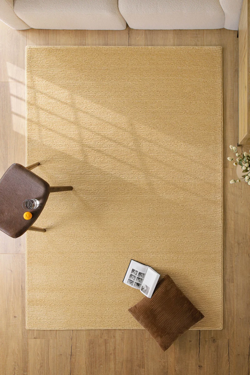 Kurzflor Teppich aus Schurwolle Sand Beige "Castello ONE" WECONhome