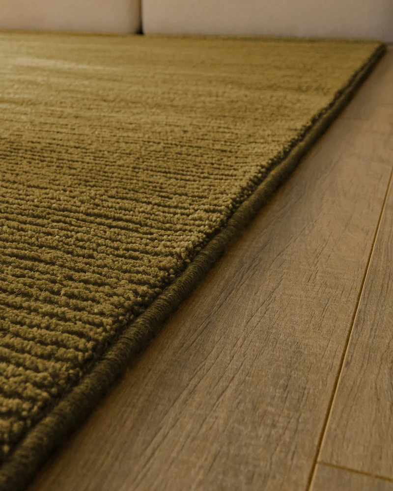 Kurzflor Teppich aus Schurwolle Blass Grün "Castello ONE" WECONhome