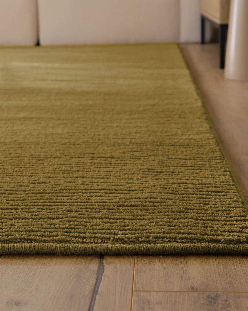 Kurzflor Teppich aus Schurwolle Blass Grün "Castello ONE" WECONhome