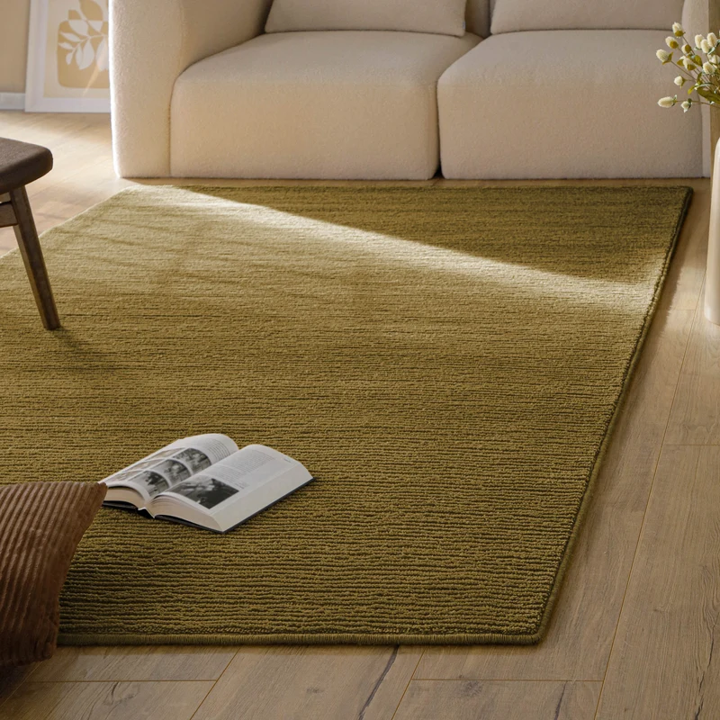 Kurzflor Teppich aus Schurwolle Blass Grün "Castello ONE" WECONhome