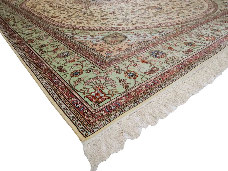 China Seide Teppich 277x366cm - Orientteppich - beige