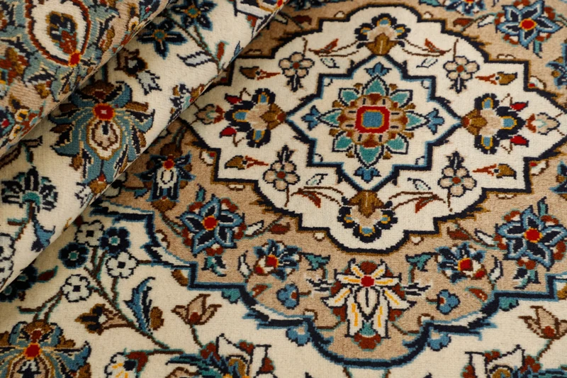 MY-RUG Teppich "Keshan Fine" Zentrales Medaillon auf hellem Hintergrund, Handgeknüpft