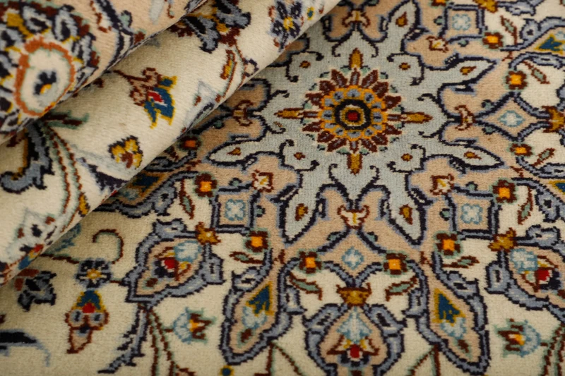MY-RUG Teppich "Keshan Fine" Zentrales Medaillon auf hellem Hintergrund, Handgeknüpft