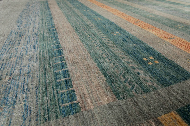 Loribaft Teppich 100 % Schurwolle 245x305 cm