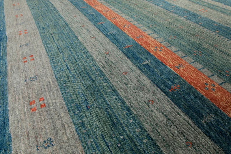 Loribaft Teppich 100 % Schurwolle 245x305 cm