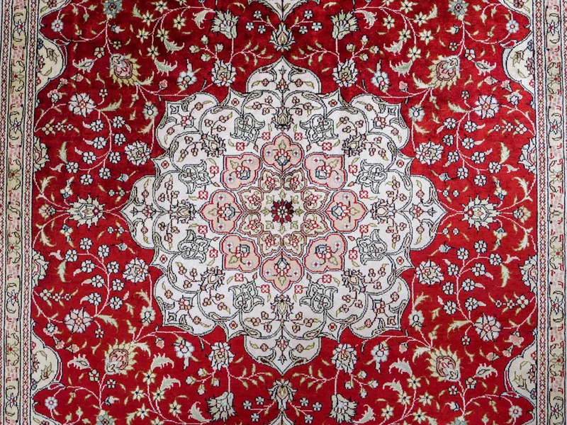 China Seide Teppich 188x272cm - Orientteppich - rot