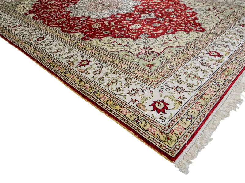 China Seide Teppich 188x272cm - Orientteppich - rot