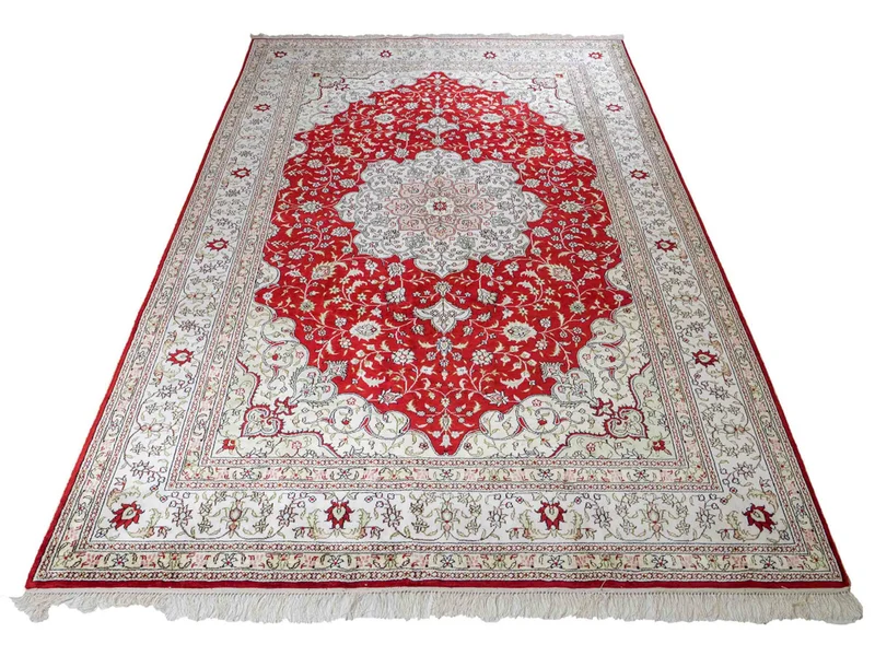 China Seide Teppich 188x272cm - Orientteppich - rot