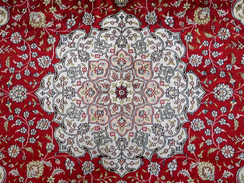 China Seide Teppich 182x276cm - Orientteppich - rot