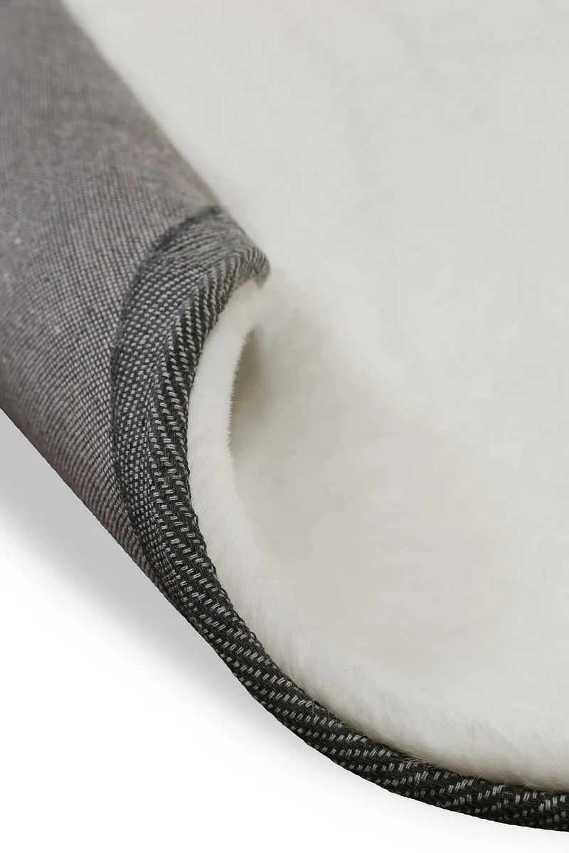 Kunstfell Teppich Rund Weiß flauschig und weich "Anna" WECONhome Basics