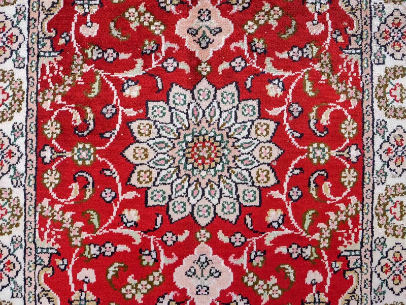 China Seide Teppich 62x89cm - Orientteppich - rot
