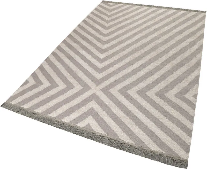 Kelim Teppich Beige Taupe aus Naturfasern "Edgy Corners" WECONhome