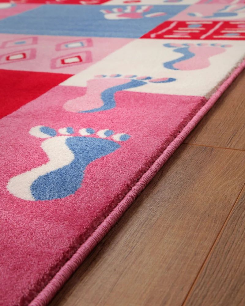 Kinderteppich Rosa "Hand&Feet" WECONhome