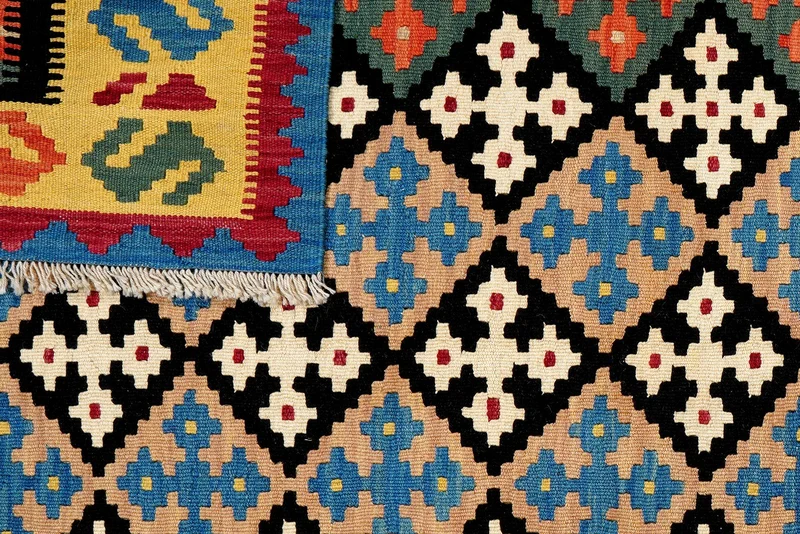 Kelim Gashgai · Handgewebt – Schwarz, 192x153 cm