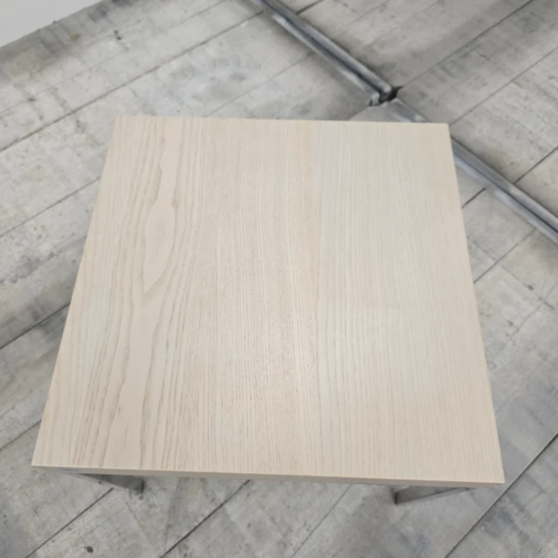 IKEA Klubbo Beistelltisch Hellbraun Holz quadratisch mit Metallgestell Tisch Gebraucht