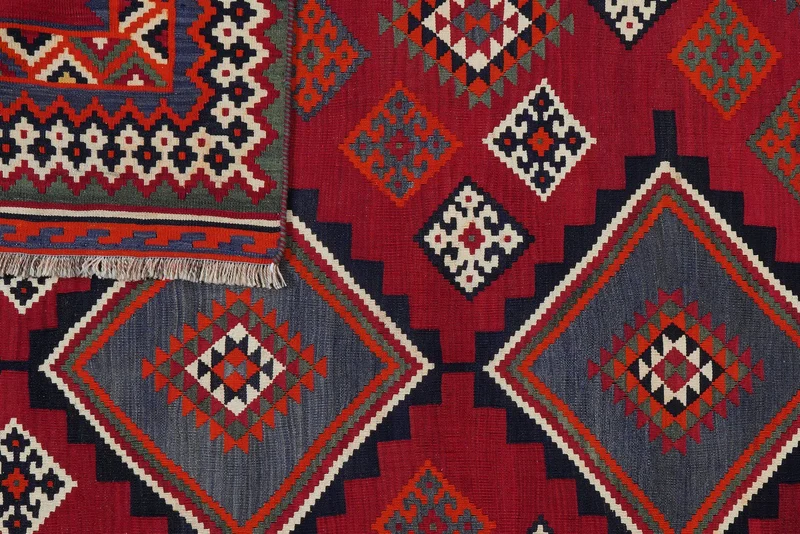 Kelim Gashgai Old · Handgewebt – Rot, 264x190 cm