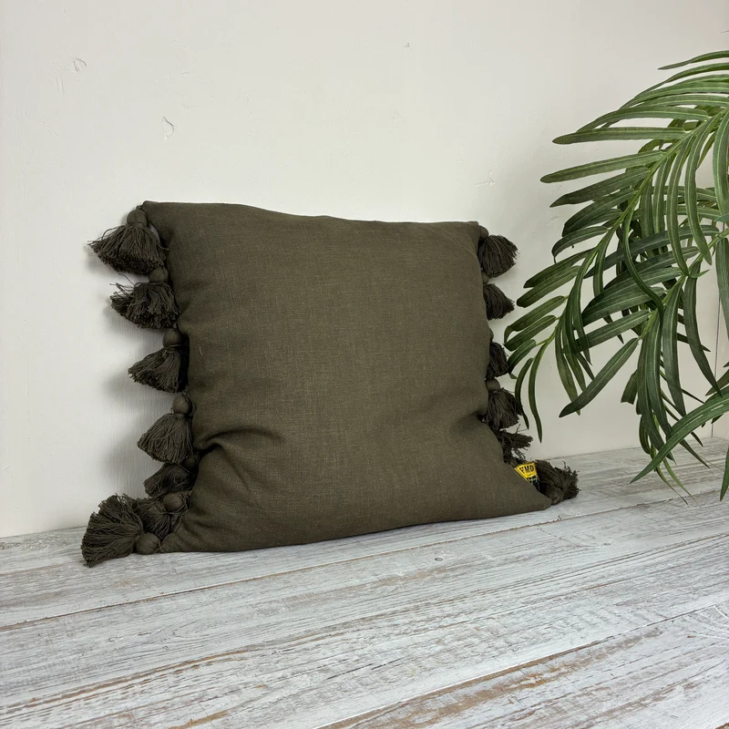 PTMD Dolly Dekokissen Taupe Khaki Quasten 45x45 Neuware