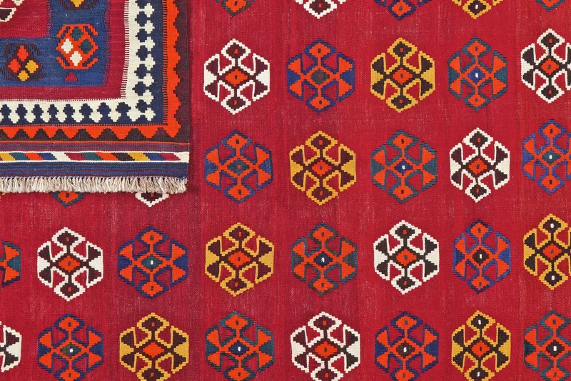 Kelim Gashgai Old · Handgewebt – Rot, 245x166 cm