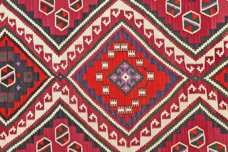 Kelim Gashgai Old · Handgewebt – Rot, 226x165 cm