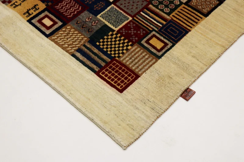 Gabbeh Teppich - Loribaft Indus - 142 x 197 cm - mehrfarbig