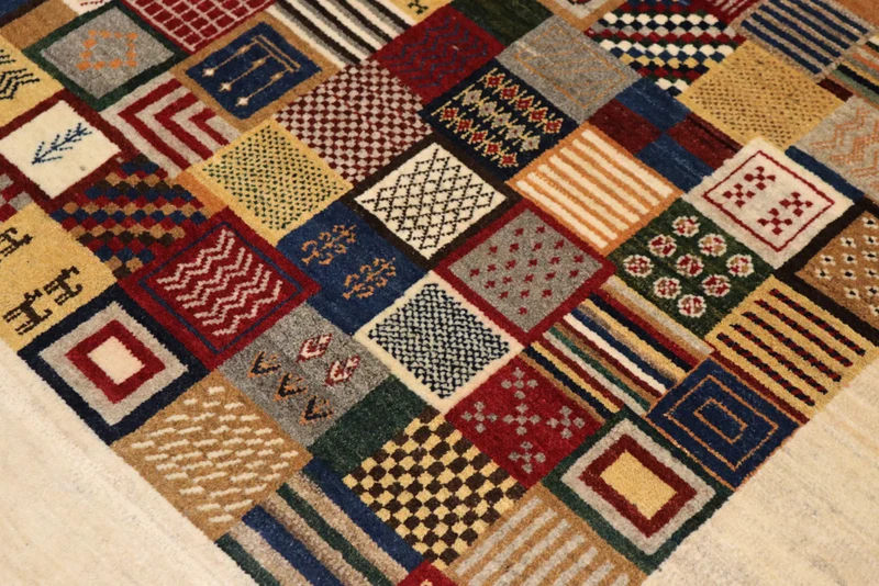 Gabbeh Teppich - Loribaft Indus - 142 x 197 cm - mehrfarbig