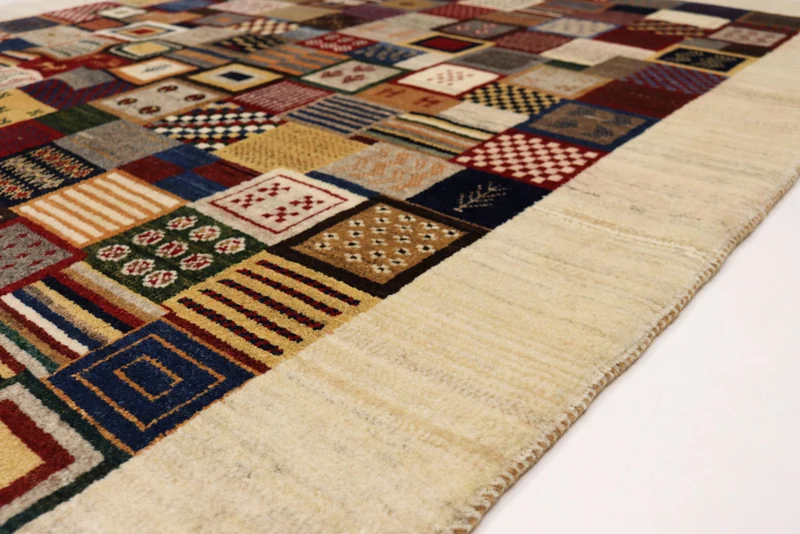 Gabbeh Teppich - Loribaft Indus - 142 x 197 cm - mehrfarbig