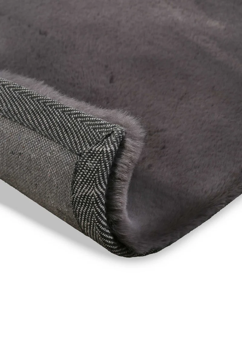 Kunstfell Teppich Anthrazit flauschig und weich "Anna" WECONhome Basics