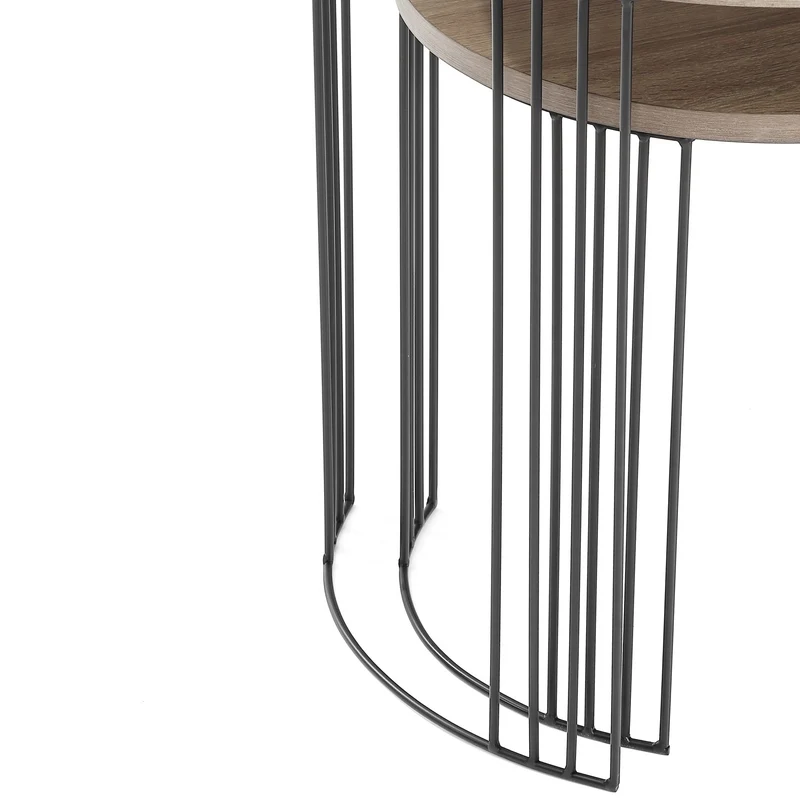 Couchtisch 2er-Set Izza 55x55x55cm und 45x45x45cm (2er Set), in modernem Eichendekor mit Metallbeinen