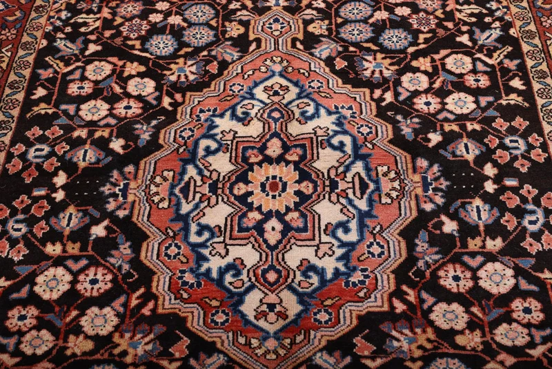 Perserteppich - Nomadic - 135 x 210 cm - dunkelrot
