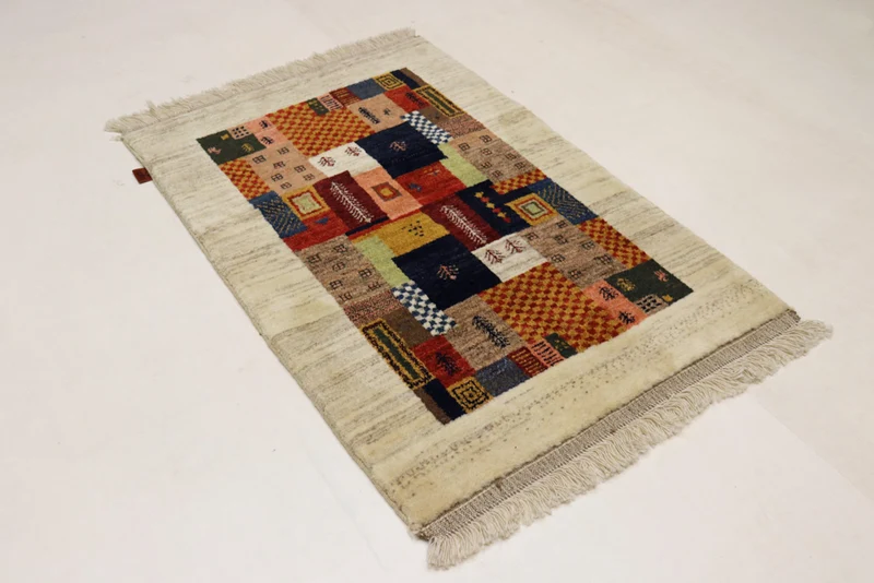 Gabbeh Teppich - Loribaft Indus - 85 x 127 cm - mehrfarbig